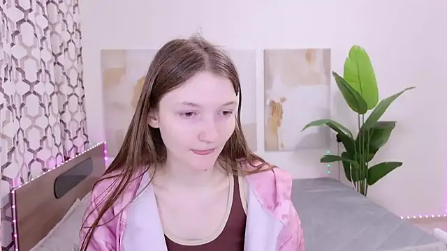 NikaRainn Live XXX chat