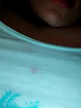 Lobna-66 Adlı Modelin Canlı XXX Sohbeti