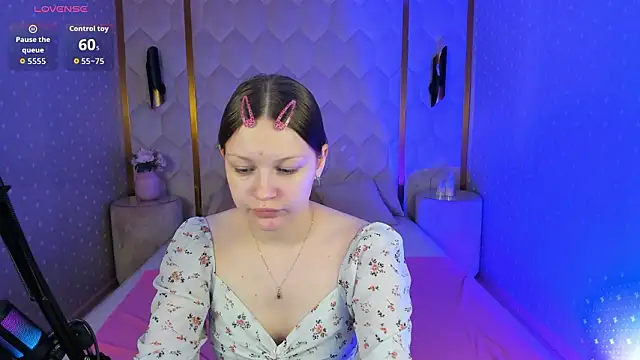 LauraBevn Live XXX chat