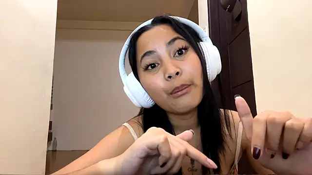 DavinaKilness লাইভ XXX চ্যাট