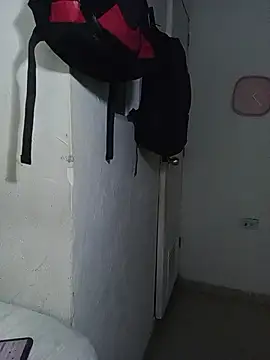 دردشة KarameloVzla الجنسية المباشرة