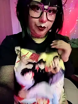 MilkyXSakura 即時 XXX 聊天