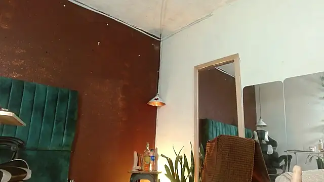 PervertedMature 网络视讯表演