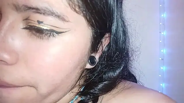 Magic_Alicee_'s Live XXX Chat