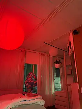 Онлайн чат XXX Simone026