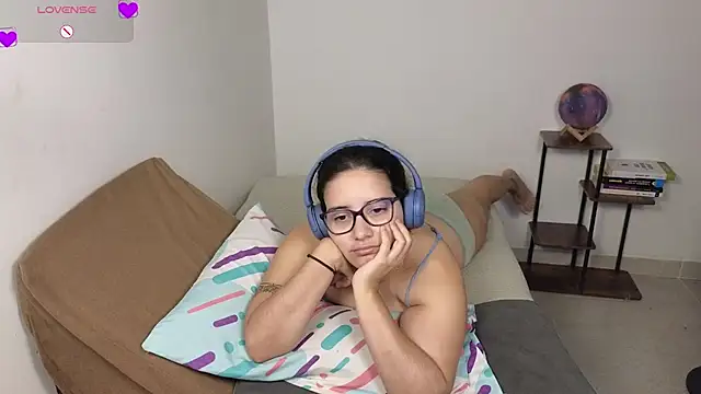 Chat +18 de blue__moon_ ao vivo