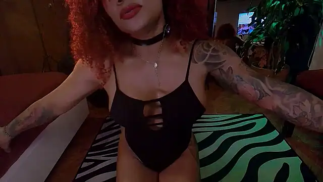 HeidiCox live XXX chat