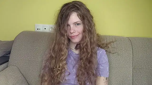 RayaNenlia 现场XXX聊天