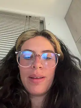 Katheerine Live XXX-Chat