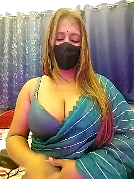 LoveLy-Soneya Show Webcam