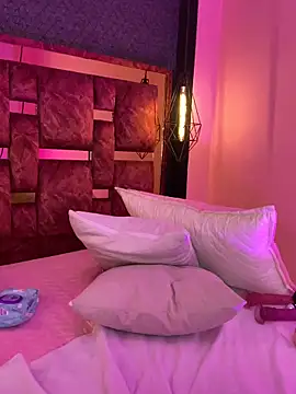 Veronicaa_lodge1 Adlı Modelin Canlı XXX Sohbeti