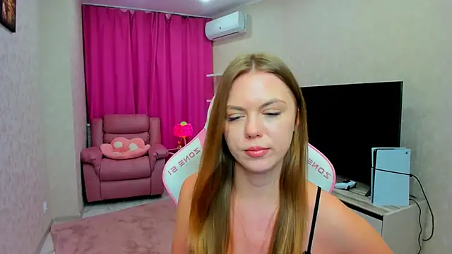 Strawberrye 即時 XXX 聊天