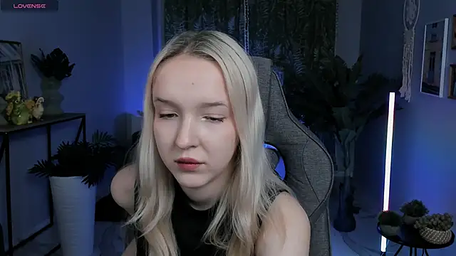 MaoqiBeverly 网络视讯表演