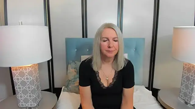 دردشة EricaTop الجنسية المباشرة