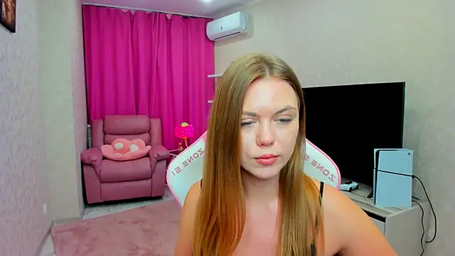 Strawberrye Live XXX-Chat