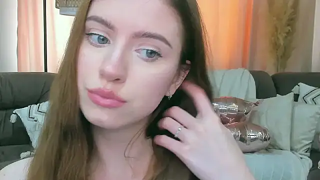 دردشة Erica_Kiss الجنسية المباشرة