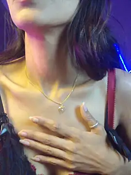 Chat +18 de Ivy_the_goddess ao vivo