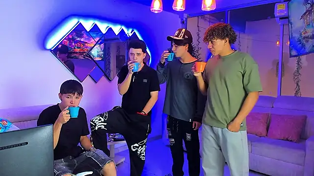 Houseofwarrios' Live XXX Chat