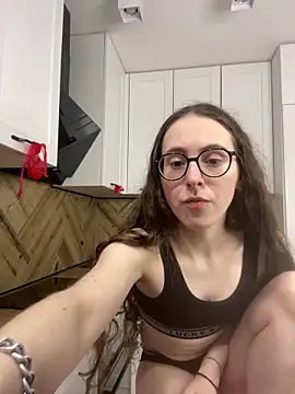 MartiniiSelenna: онлайн-секс-чат