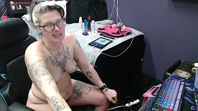 Chat +18 de oddywithabody ao vivo