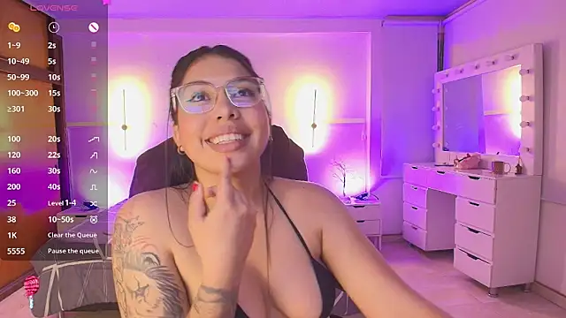 kloe28 现场XXX聊天