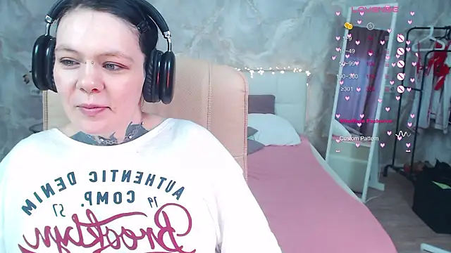 Qwerty_Anna_Lbo Obrolan Langsung XXX