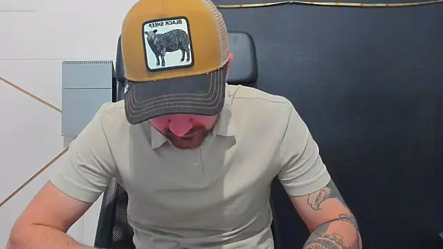 JamesMyerss 即時 XXX 聊天