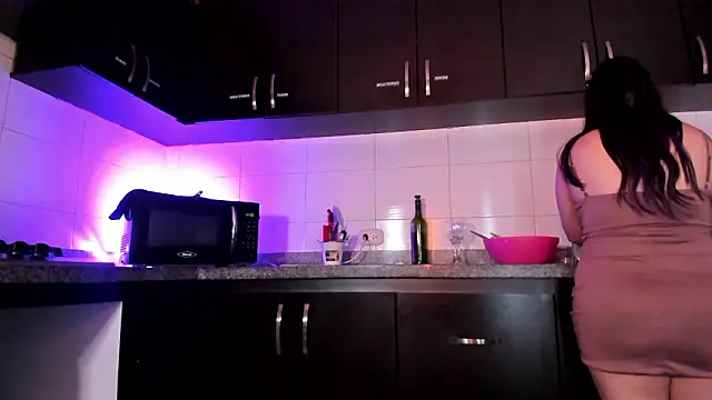 TaraTaylorr's Live XXX Chat