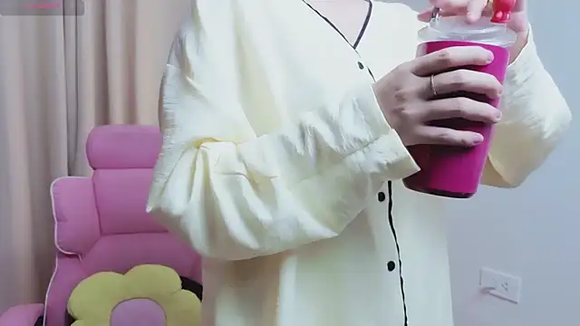 Živý XXX chat Miu-999