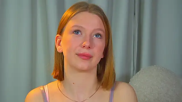 BeatriceBinoche 现场XXX聊天