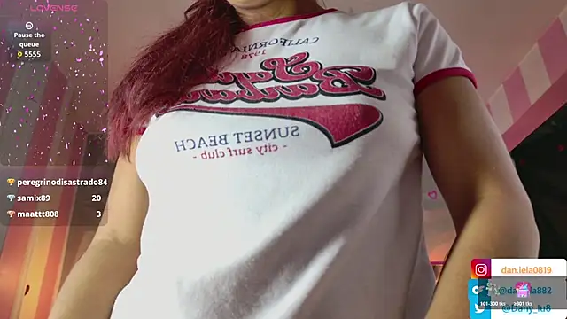 leyla_collinss' Live XXX Chat