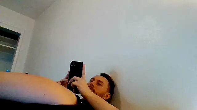 WhiteMamba6910: онлайн-секс-чат