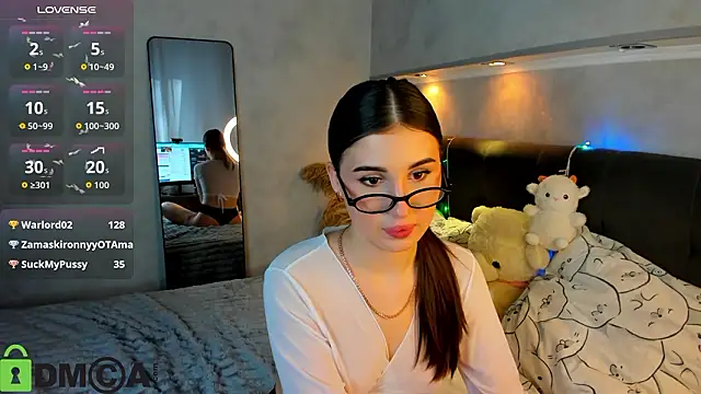 Chat XXX en directo de Emily_Lews