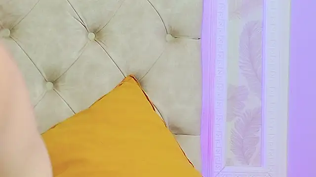 KarinaNoir 现场XXX聊天