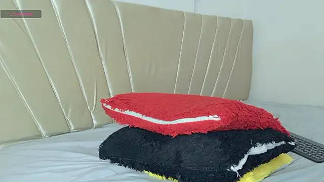 aly_n_sebas Webcamshow