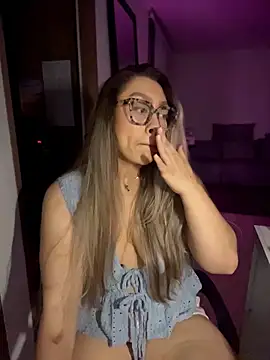 Im_sophiie élő XXX-chatje