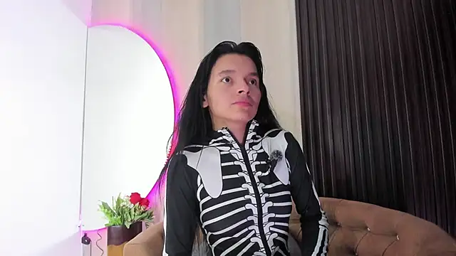 _shantal_smith 라이브 XXX 채팅