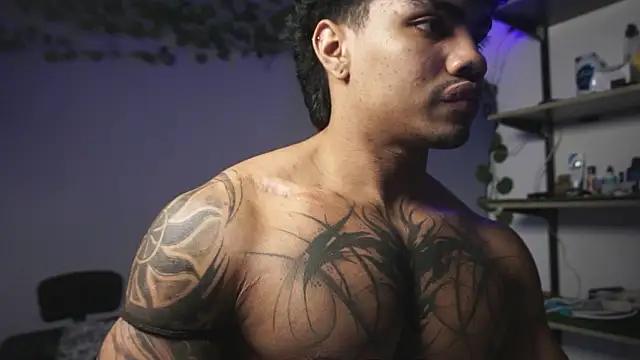 Chat XXX en directo de Young_laroi