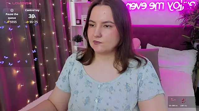 FeralPeach – Naživo XXX chat