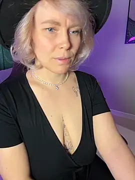 Charming_Daphny Live XXX-Chat