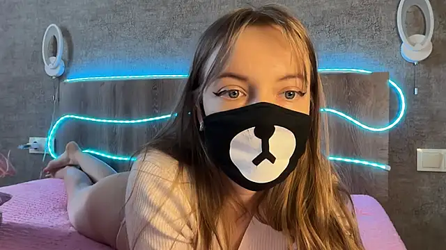 Tvoy_Medvezhenok Live XXX-Chat