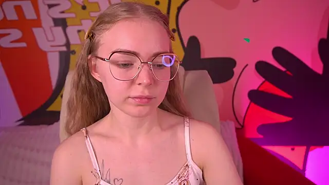 XXX chat uživo modela EmilySunshineS