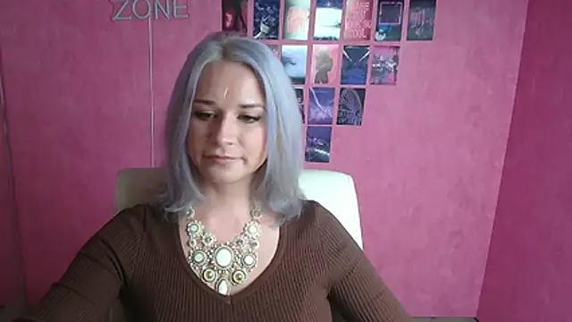 XXX chat uživo modela Melodie_Aster