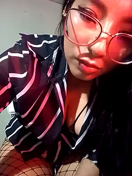 cata268 Show in webcam