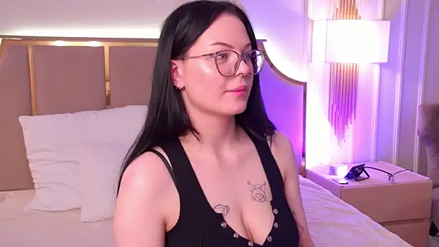 XXX chat uživo modela CindyMil