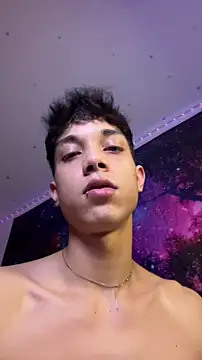 Show de DiamondEssence na webcam