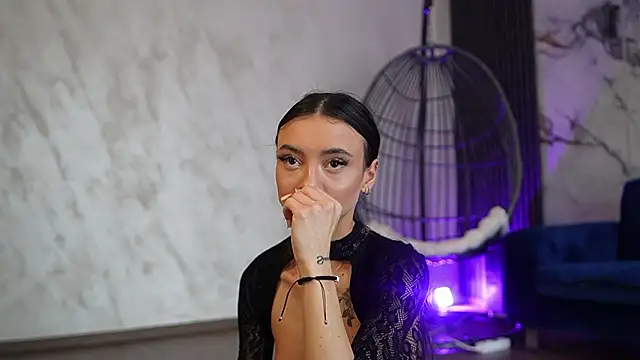 Chatroom XXX en direct de RachelRavee