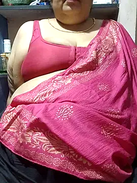 tamilthanushri: онлайн-секс-чат