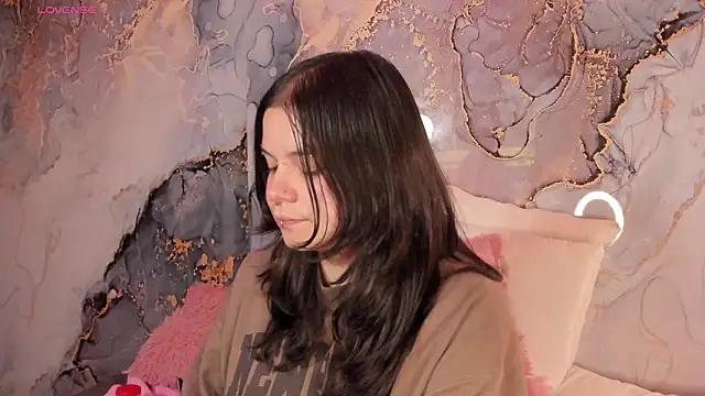 Mey_moon Chat XXX in diretta