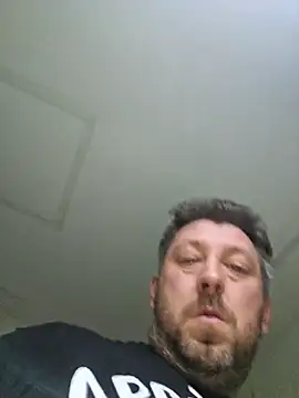 ktmtom247: διαδικτυακό σόου στην κάμερα